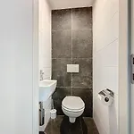 Horizon With Jacuzzi Close To Centre & Sea 12pers Villa