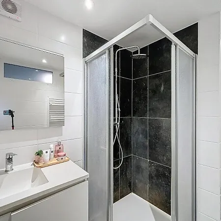 Villa Villa Horizon with jacuzzi close to centre&sea 12pers