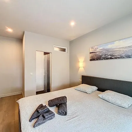 Villa Horizon with jacuzzi close to centre&sea 12pers Villa