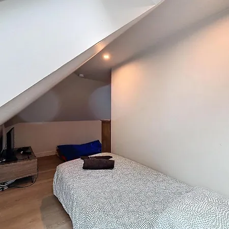 Villa Villa Horizon with jacuzzi close to centre&sea 12pers Koksijde